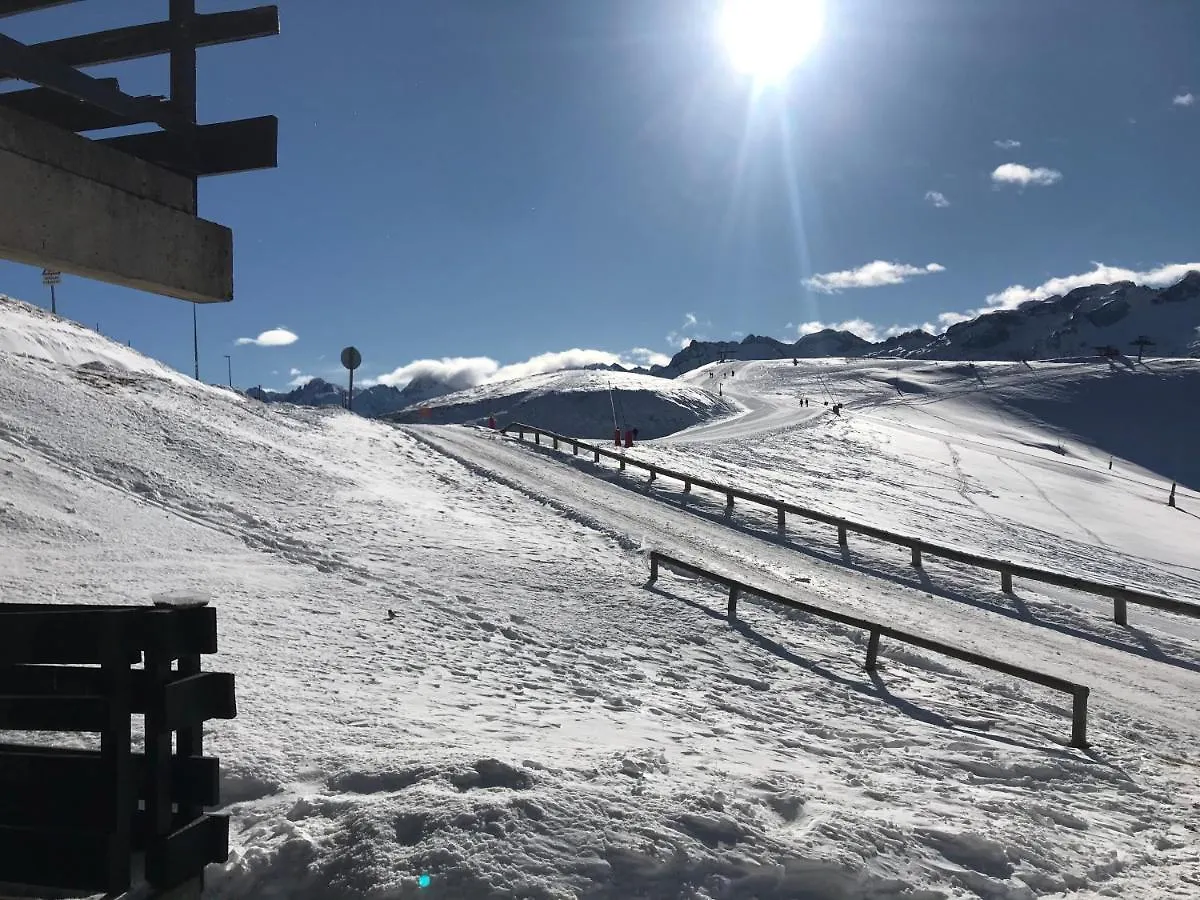 Saint-Aventin Plein Sud 아파트 프랑스